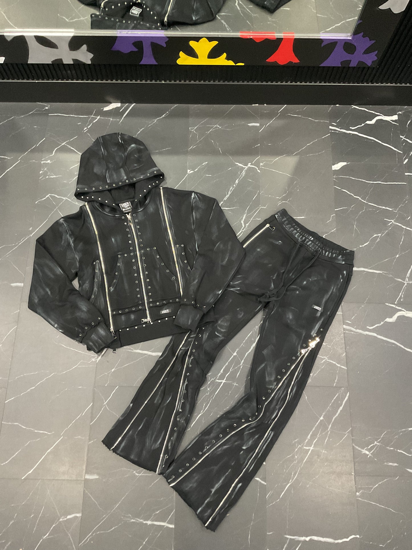 Demik Exclusive Sweatsuit