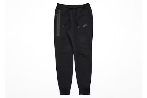 Black Nike Tech