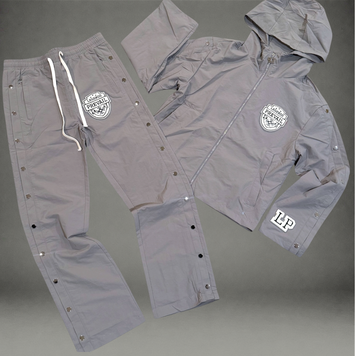Legends prevail shield men grey set